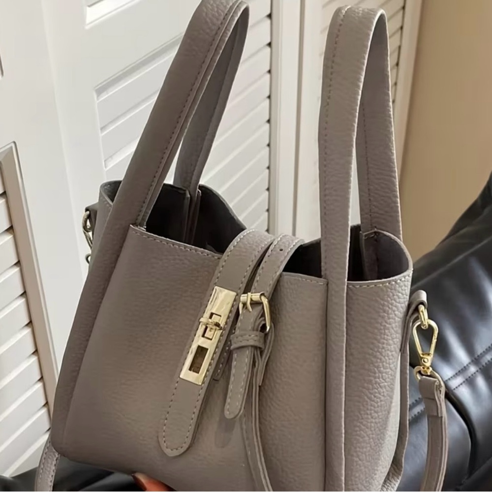 Elegant Gray faux Leather Handbag